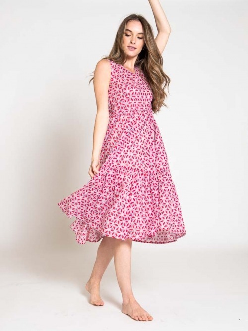V-neckline printed dress Red