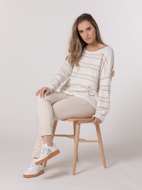 Striped sweater and boat neckline Crudo