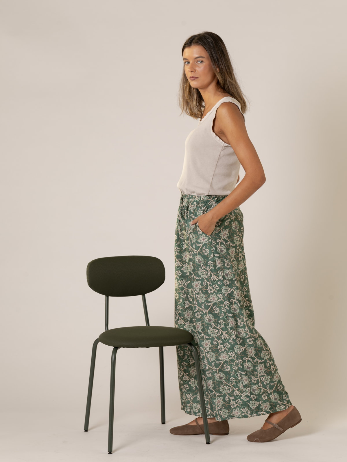 Woman Oversized fluid pants with pockets  Greencolour