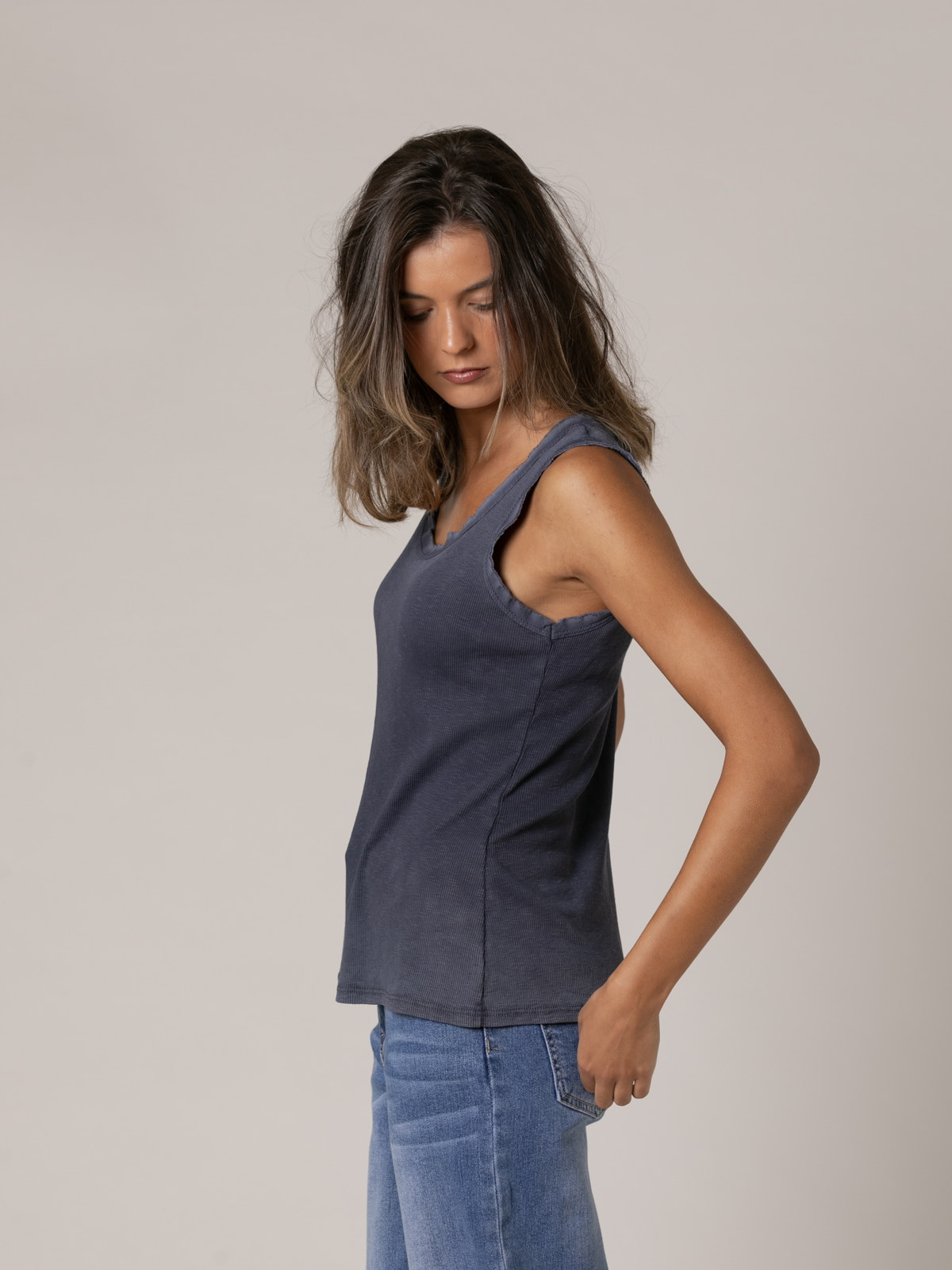 Woman Special dye ribbed wide strap t-shirt  Blue Navycolour