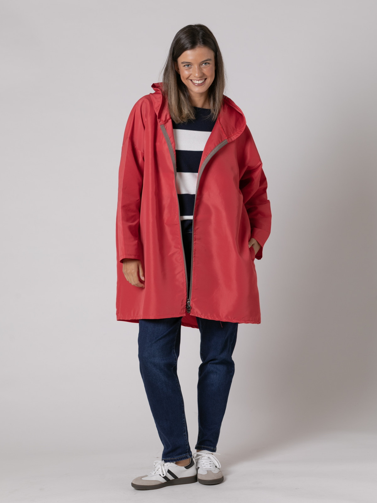 Impermeable oversize best quality color Rojo