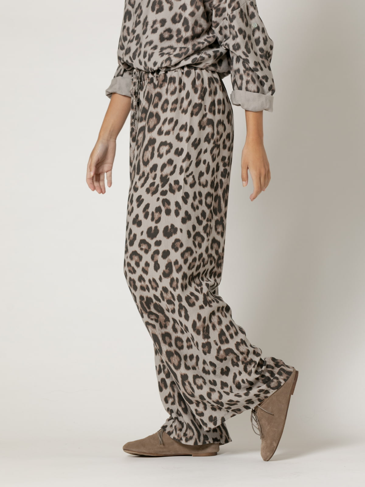 Woman Animal print fluid pants  Stonecolour