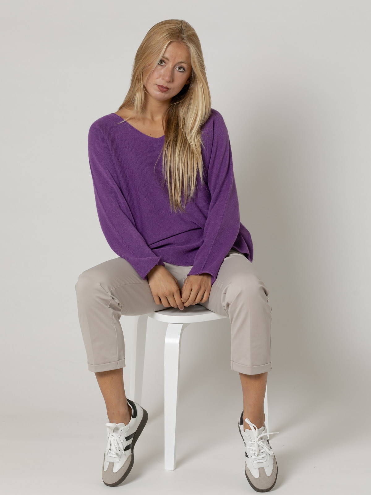 Jersey must escote en pico color Violeta