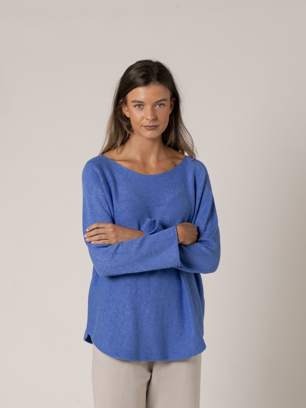 Woman Must-have boat neck sweater  azul kleincolour