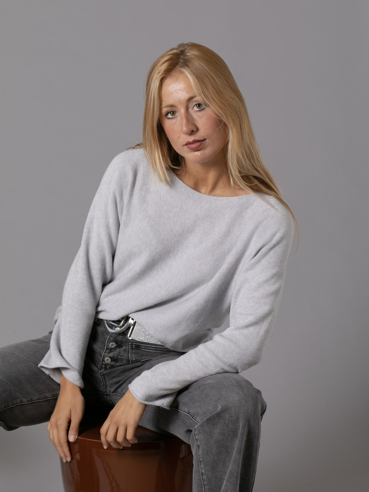 Woman Must-have boat neck sweater  Greycolour