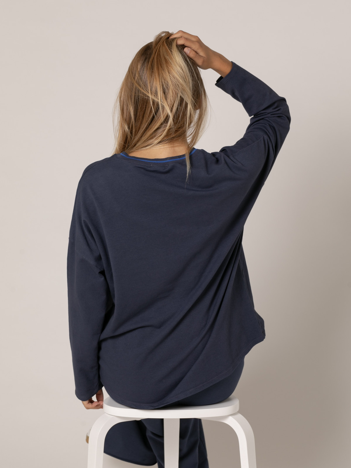 Woman Round neck cotton sweatshirt  Blue Navycolour