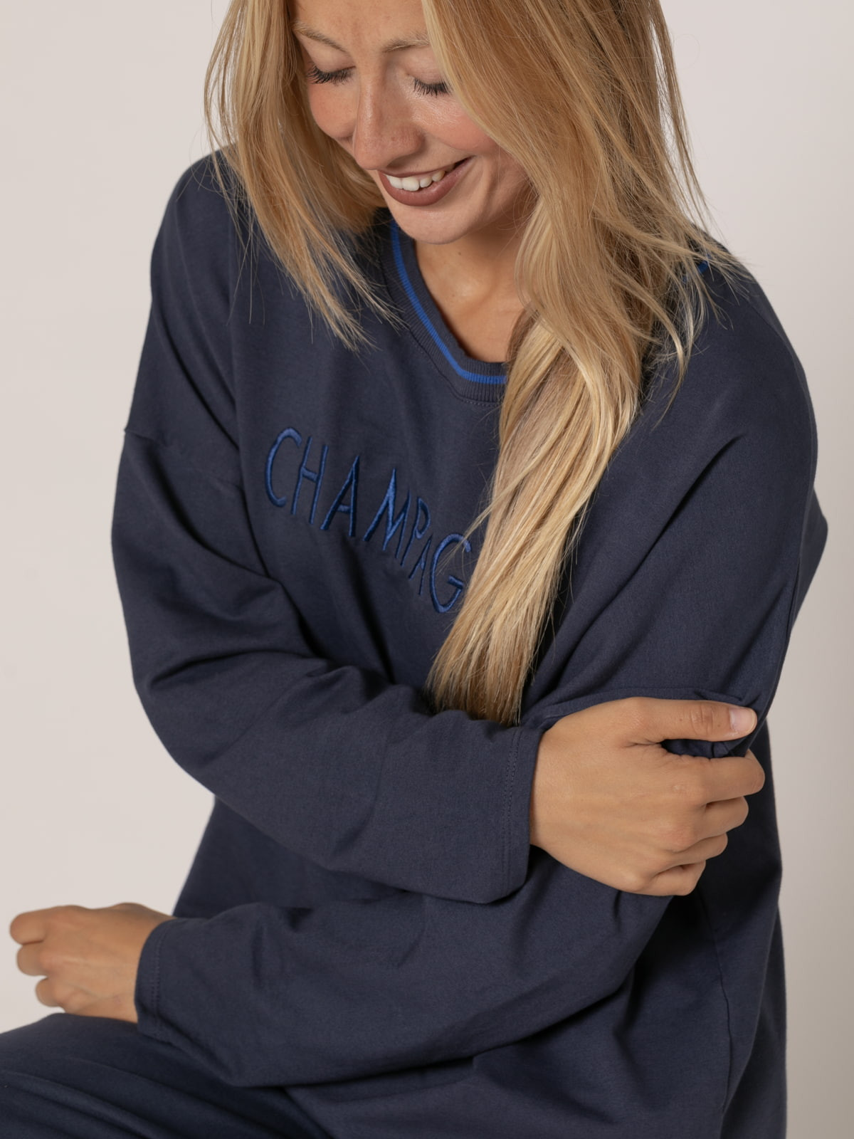 Woman Round neck cotton sweatshirt  Blue Navycolour