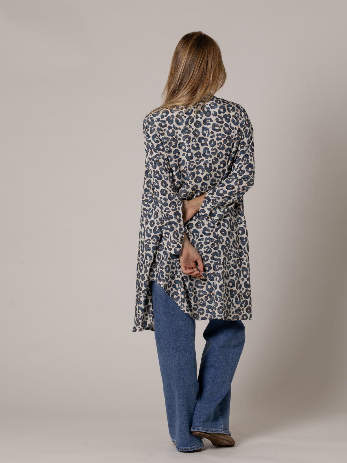 Woman Animal design A-line shirt dress  Bluecolour