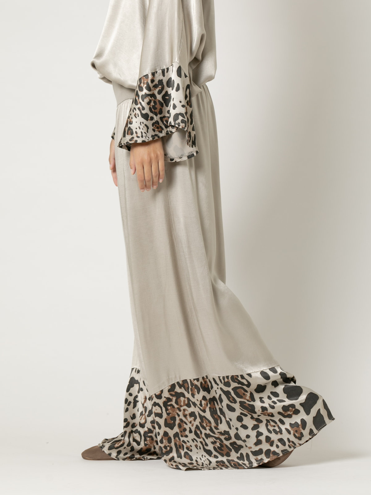 Woman Animal print low trousers  Taupecolour