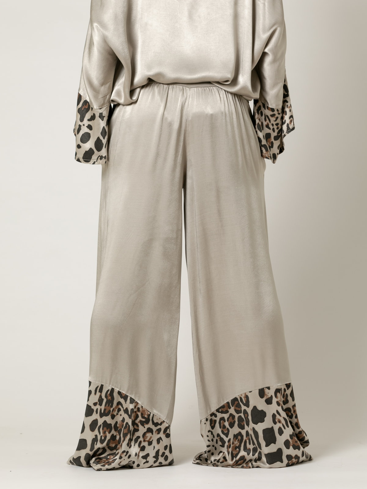 Woman Animal print low trousers  Taupecolour