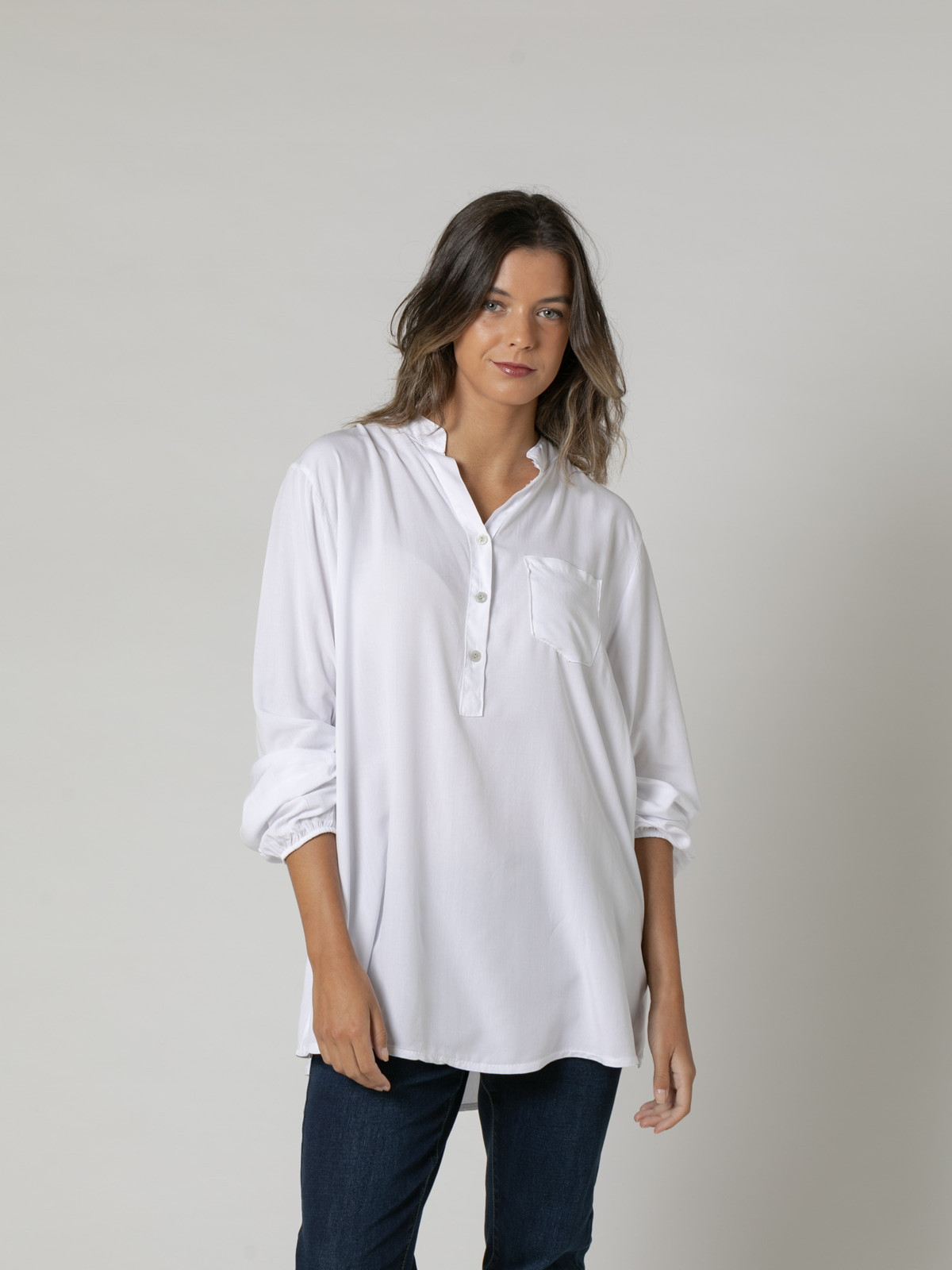 Camisa lisa fluida eco visco color Blanco 4x4 woman