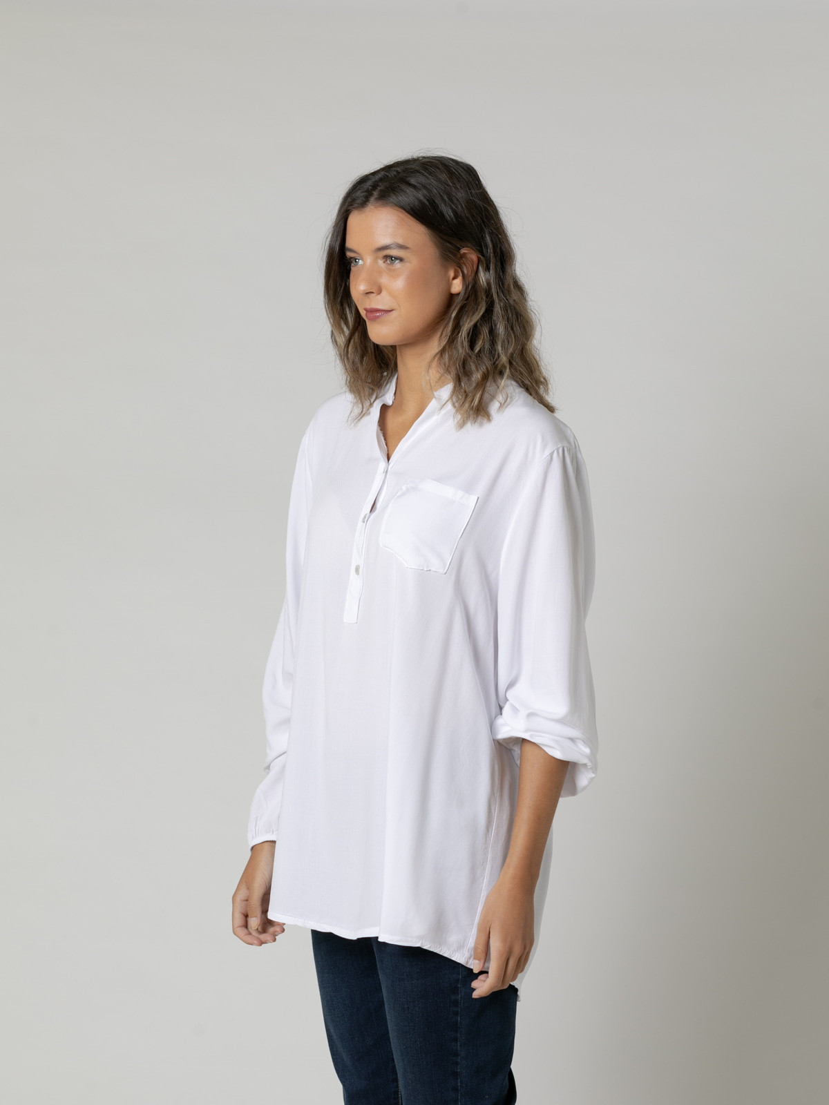 Camisa lisa fluida eco-visco color Blanco