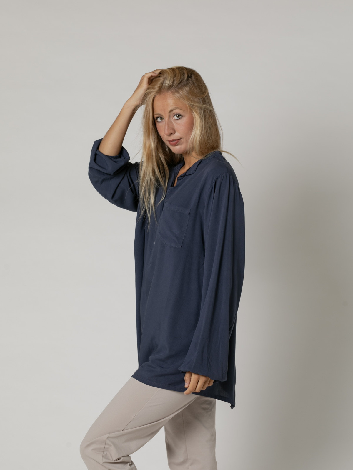 Woman Smooth fluid eco-visco shirt  Bluecolour