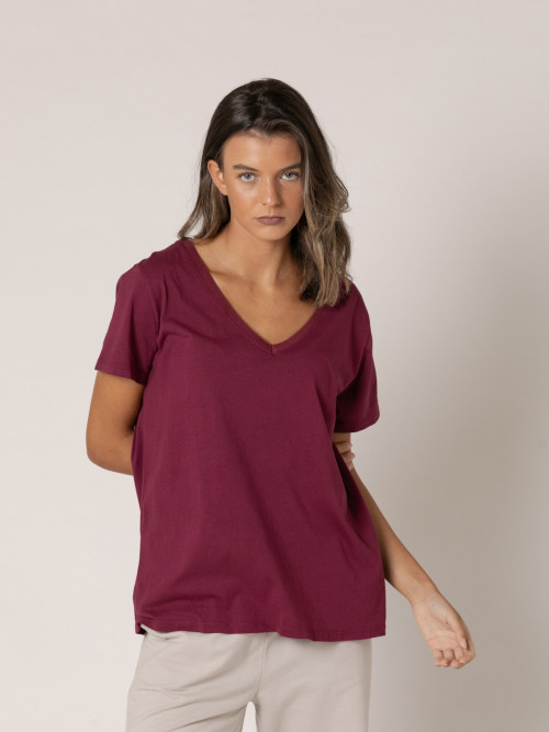 Woman 100% cotton V-neck t-shirt  Bordeauxcolour