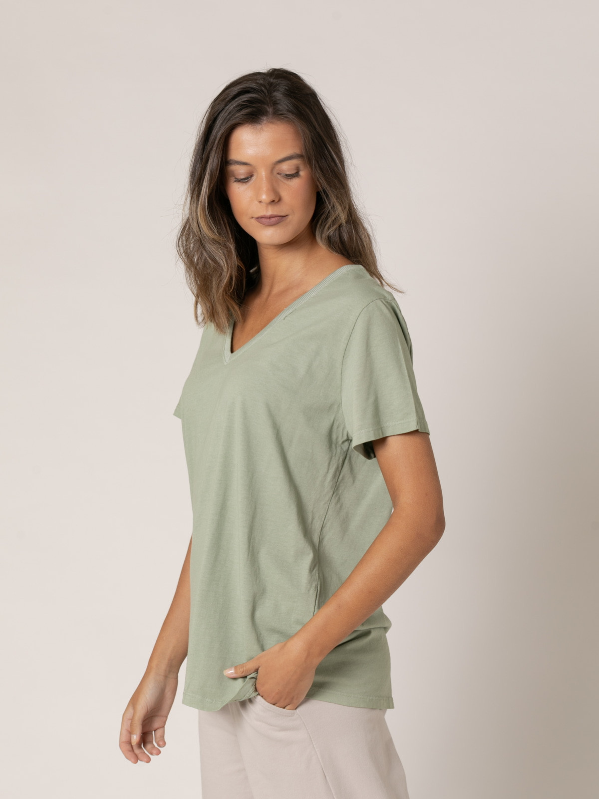 Woman 100% cotton V-neck t-shirt  Khakicolour