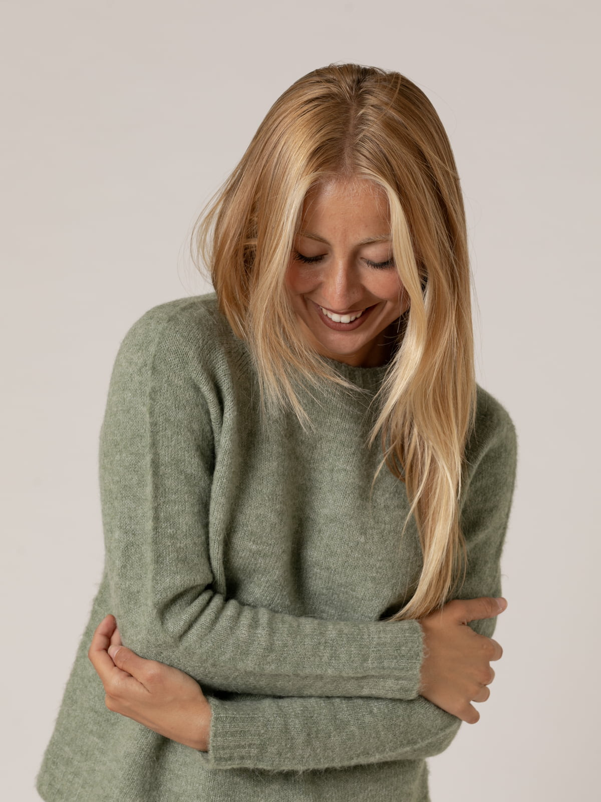 Woman Must-have crew neck wool sweater  Green Militarcolour