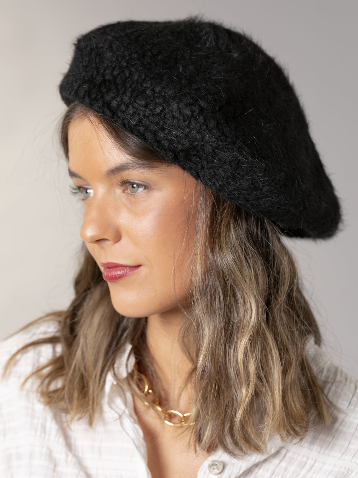 Woman Plain terry wool cap  Blackcolour