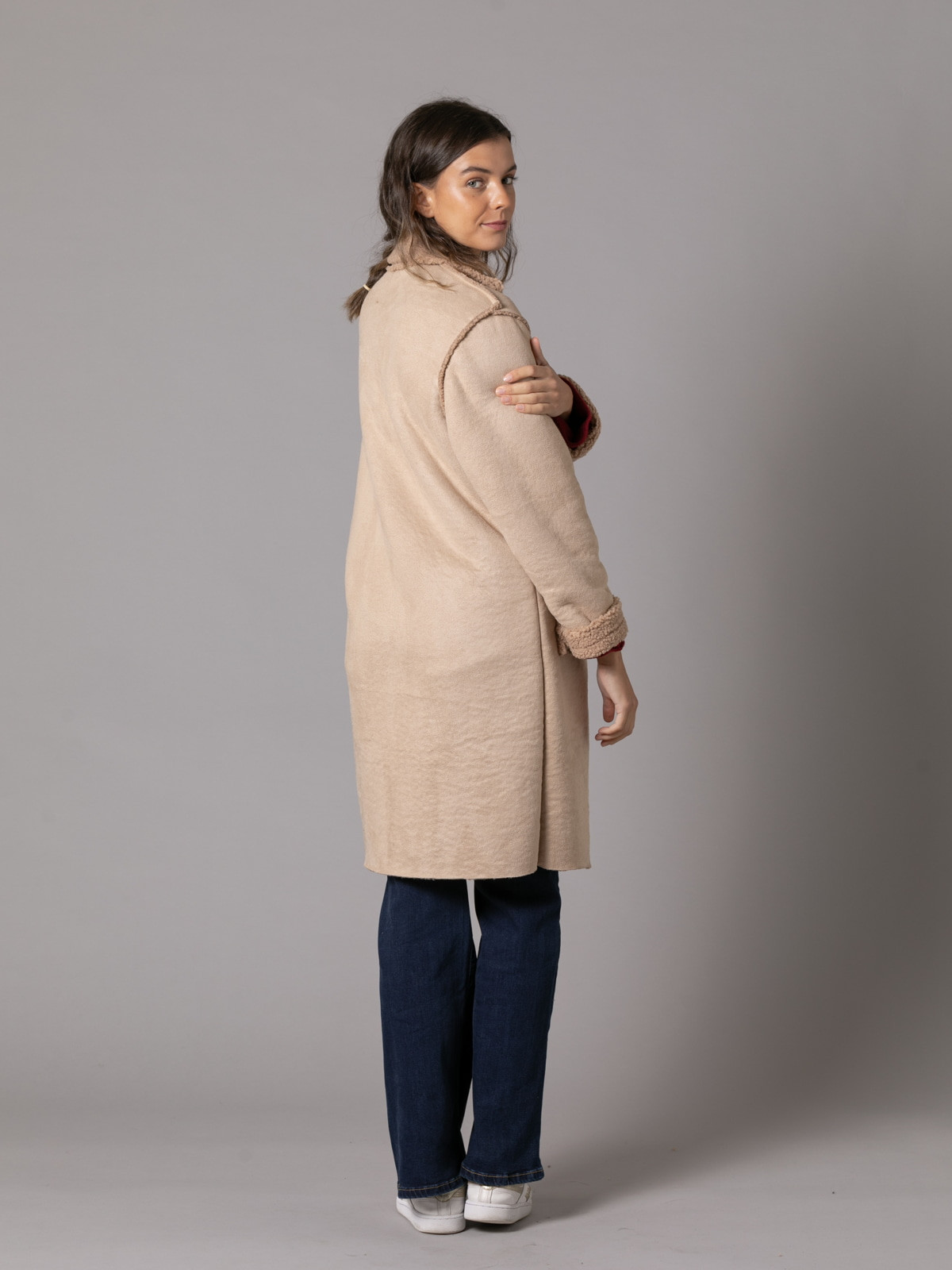 Chaquetón soft doble faz color Beige