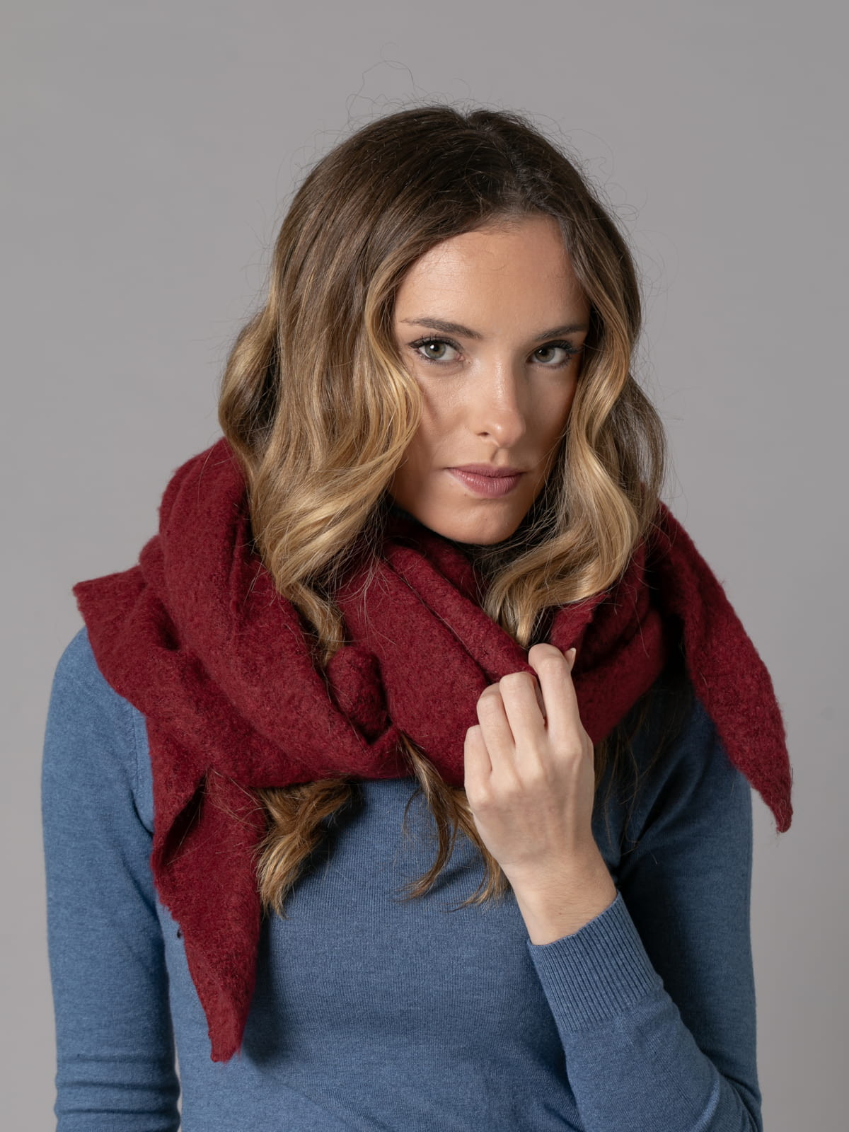 Super soft oversized scarf Bordeaux colour