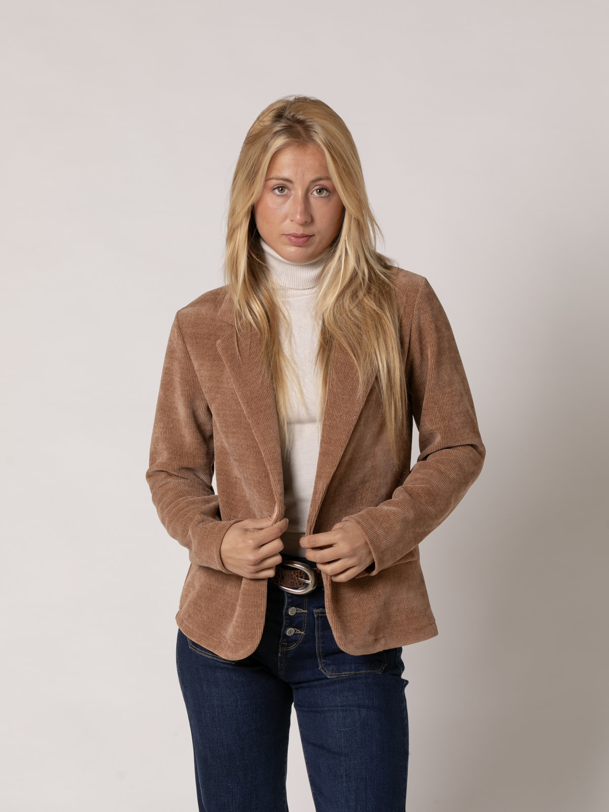 Comfy slim fit knit blazer  Camel colour