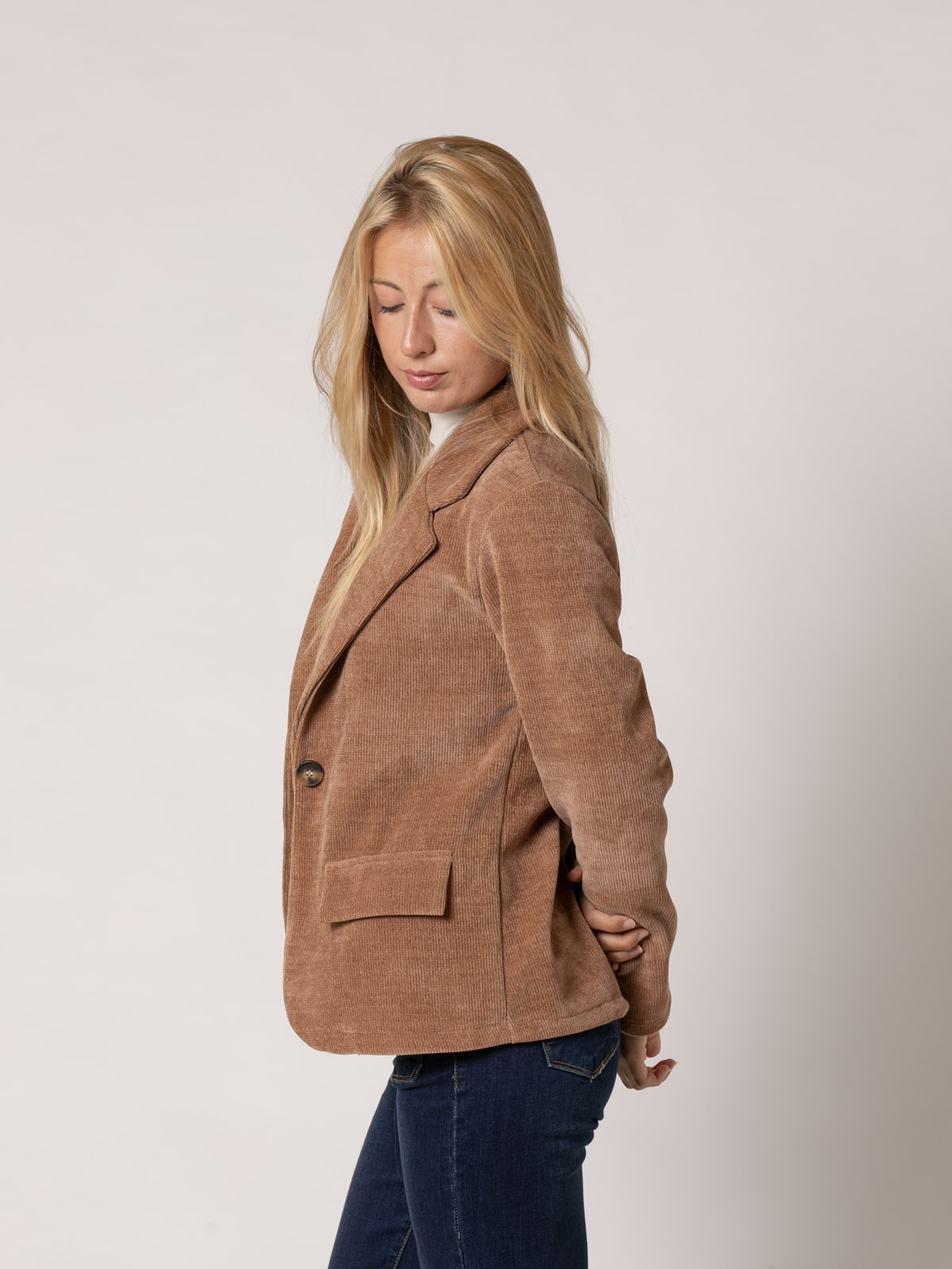 Comfy slim fit knit blazer  Camel colour