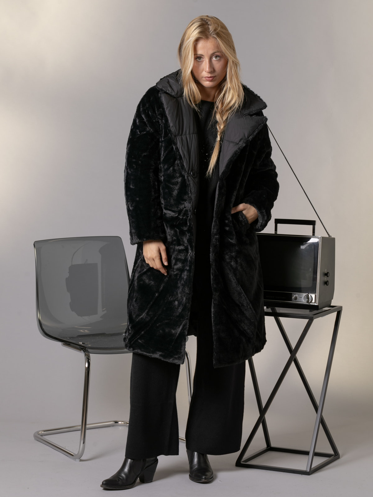 Reversible soft high textile fur padded coat  Black colour