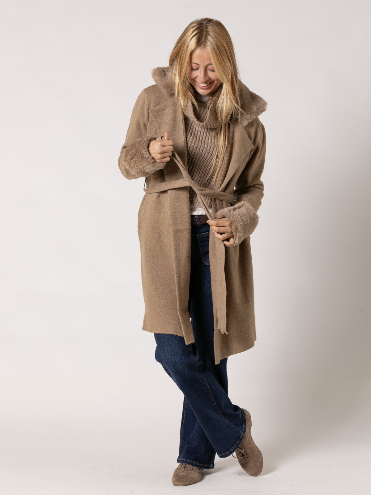 Long knitted jacket with collar and cuffs  Camel colour