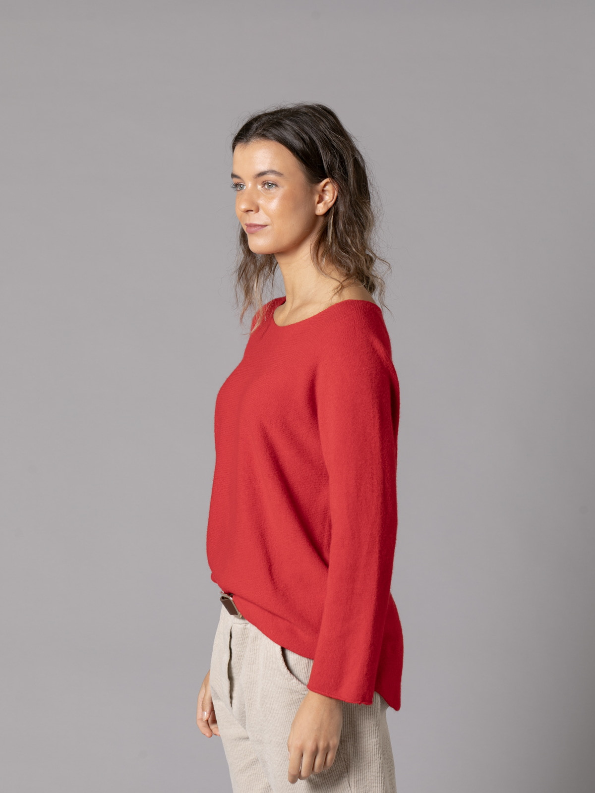 Must-have boat neck sweater  Red colour