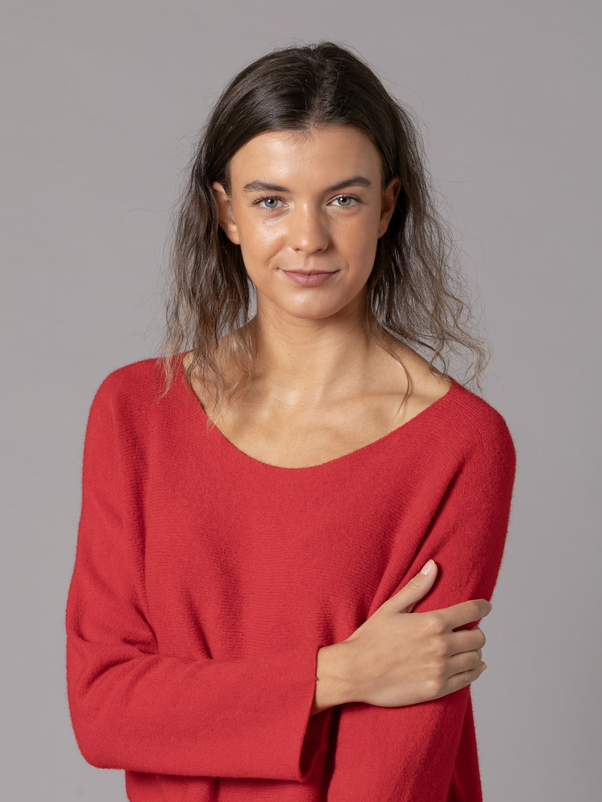 Must-have boat neck sweater  Red colour