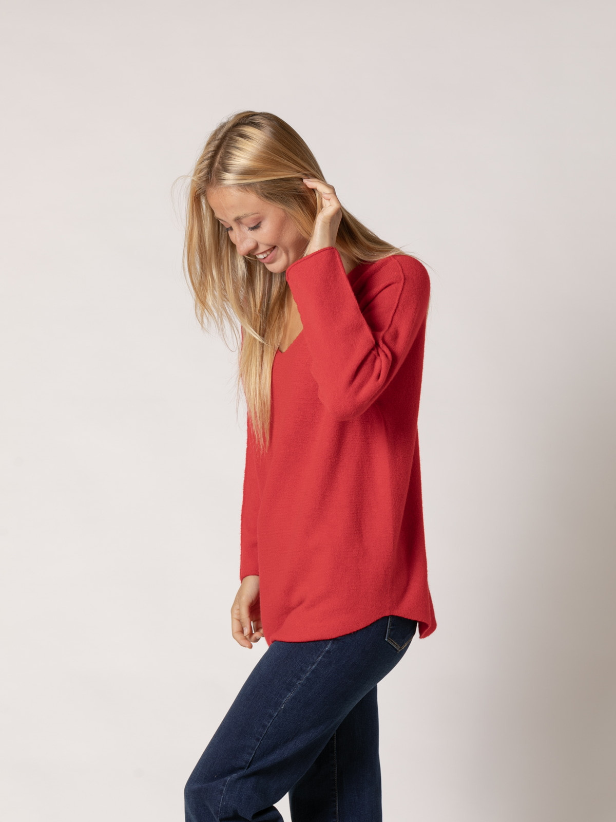 Jersey must escote en pico color Rojo