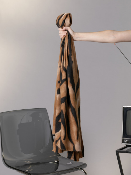 Animal print scarf  Camel colour