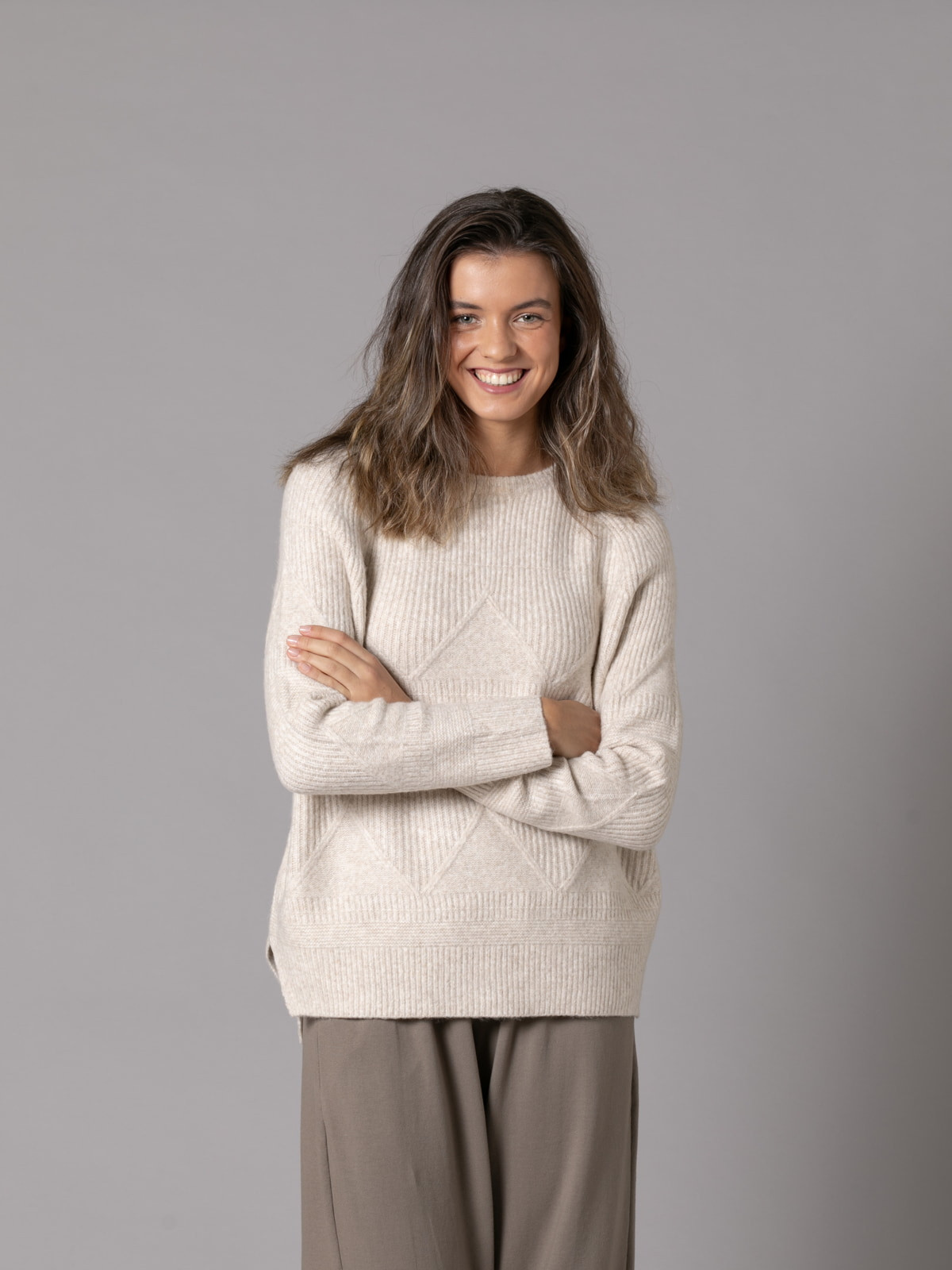 Ribbed sweater with spider drawing  Beige colour