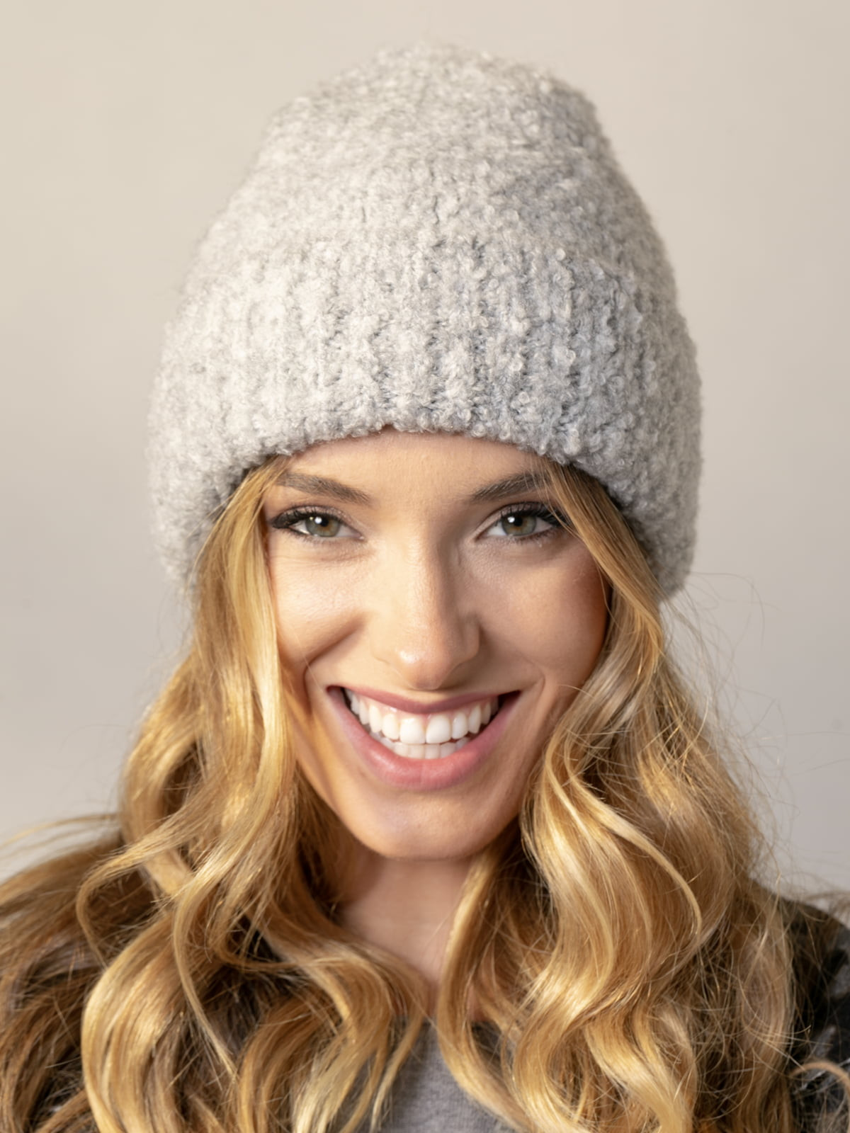 Curly plain hat  Grey colour