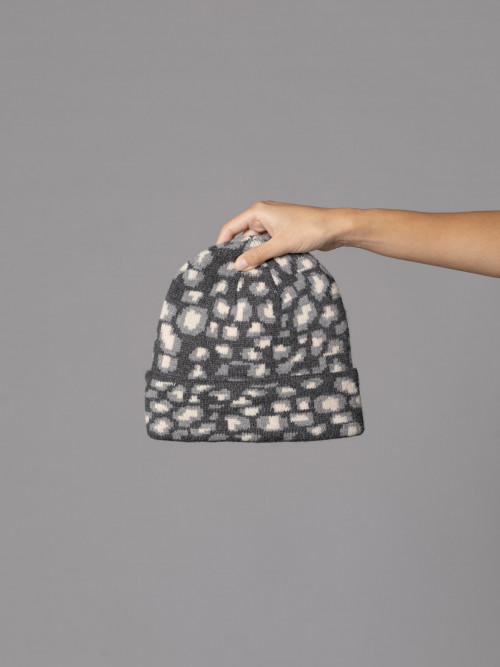 Animal print hat  Grey colour