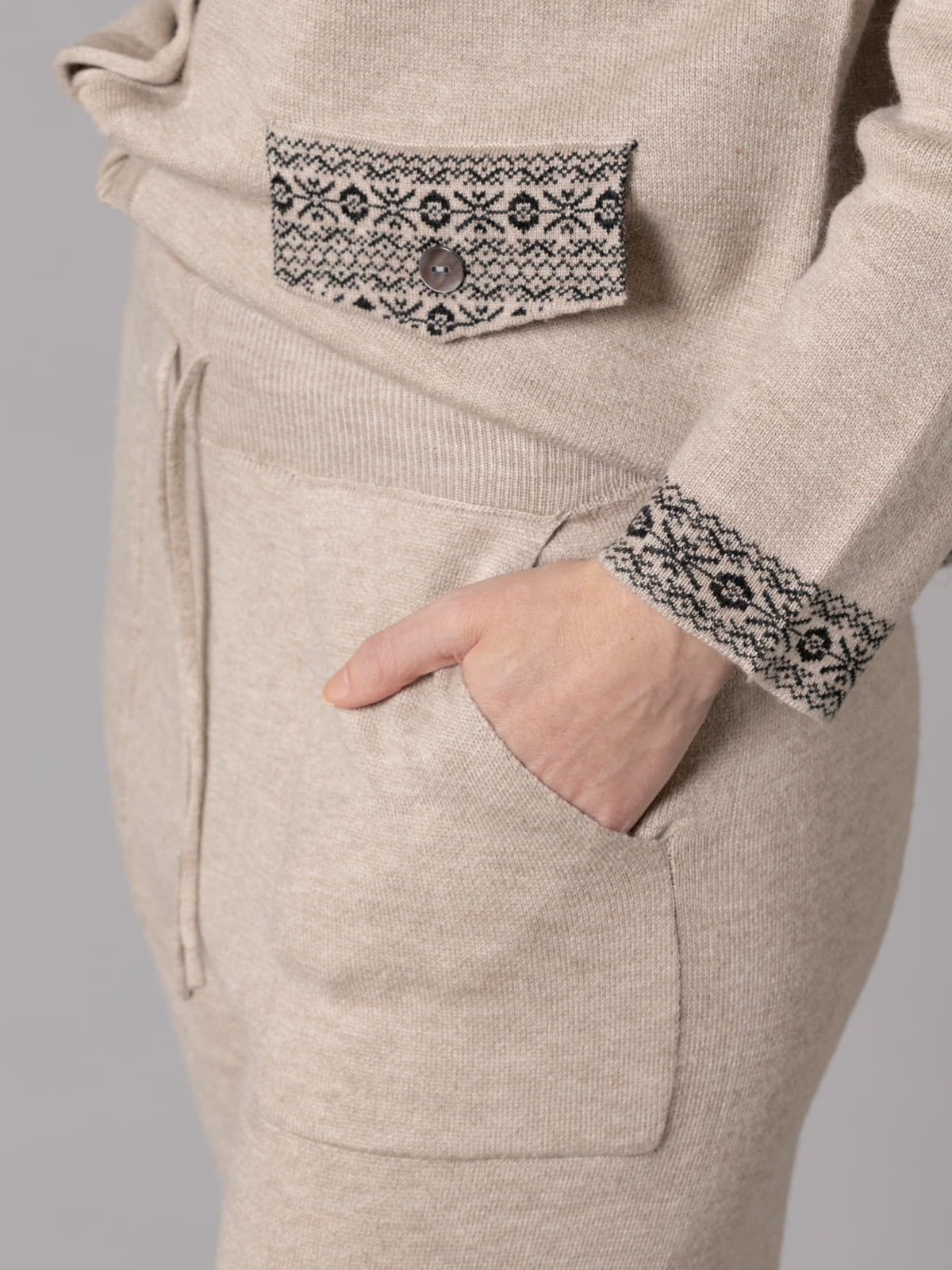 Soft knit pants with pockets  Taupe colour