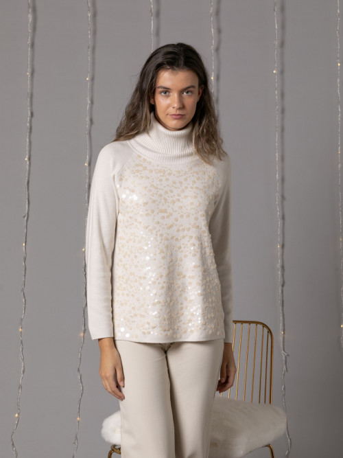 Soft sweater with party appliqués and back wrap  Beige colour