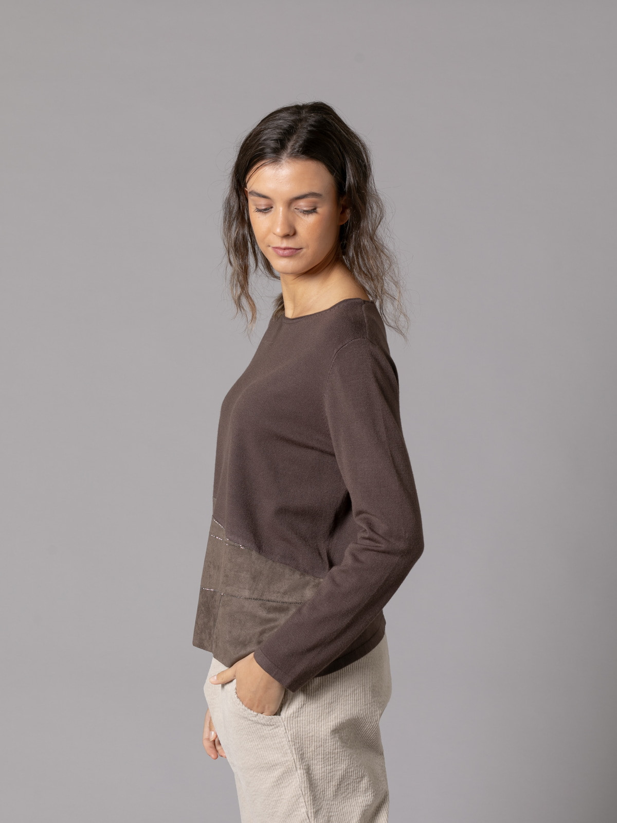 Soft trendy sweater with eco-leather detail on the hem  Marrón  colour