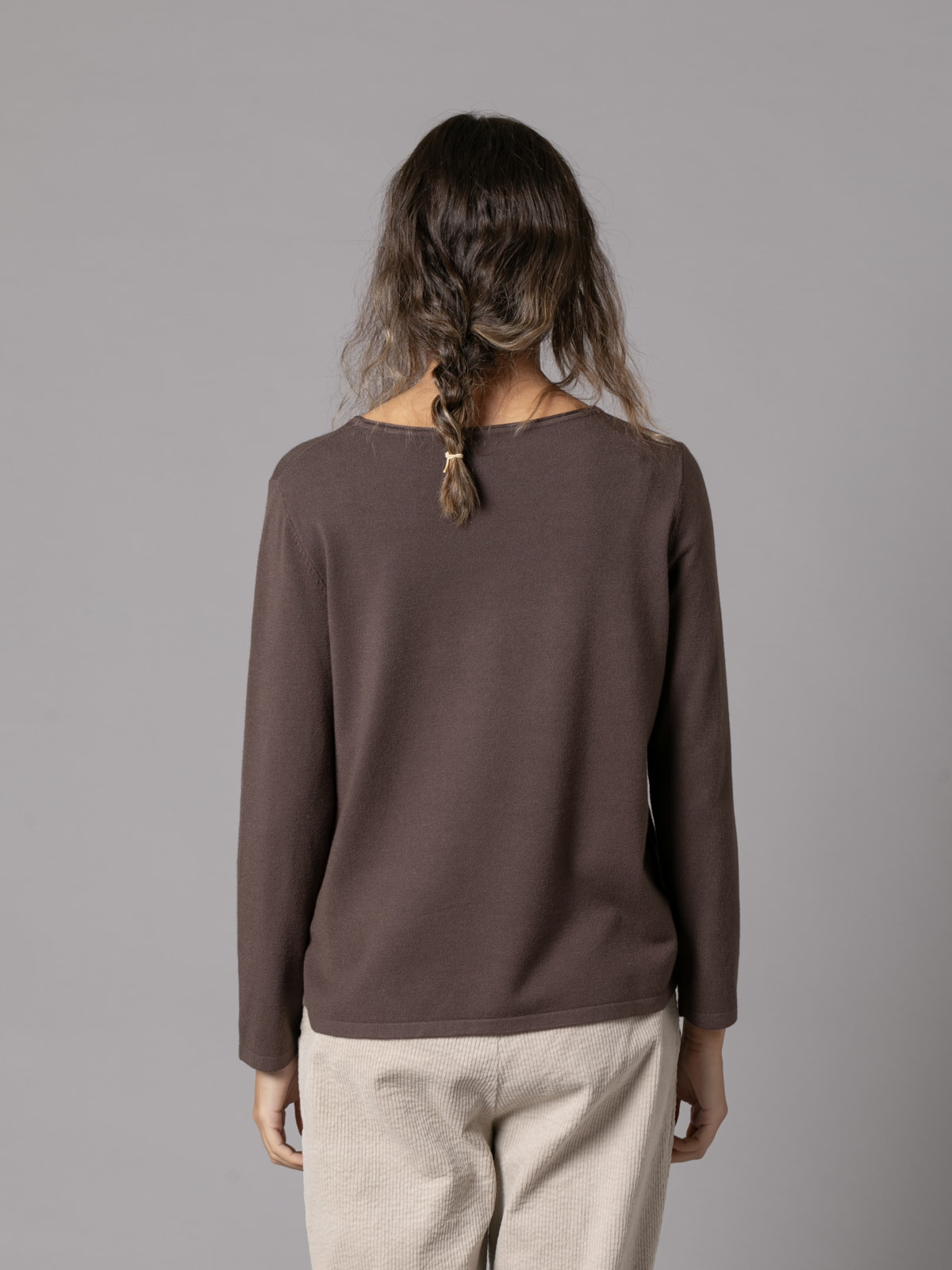 Soft trendy sweater with eco-leather detail on the hem  Marrón  colour