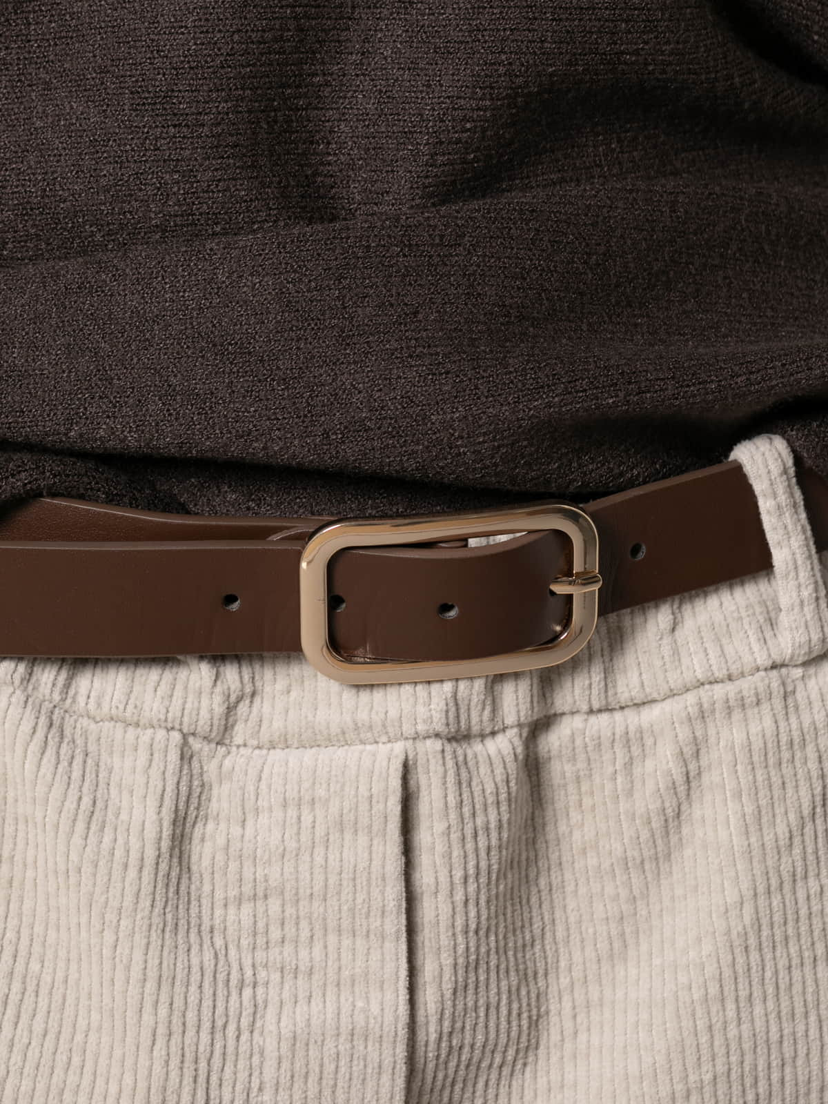 Golden square buckle belt  Marrón  colour