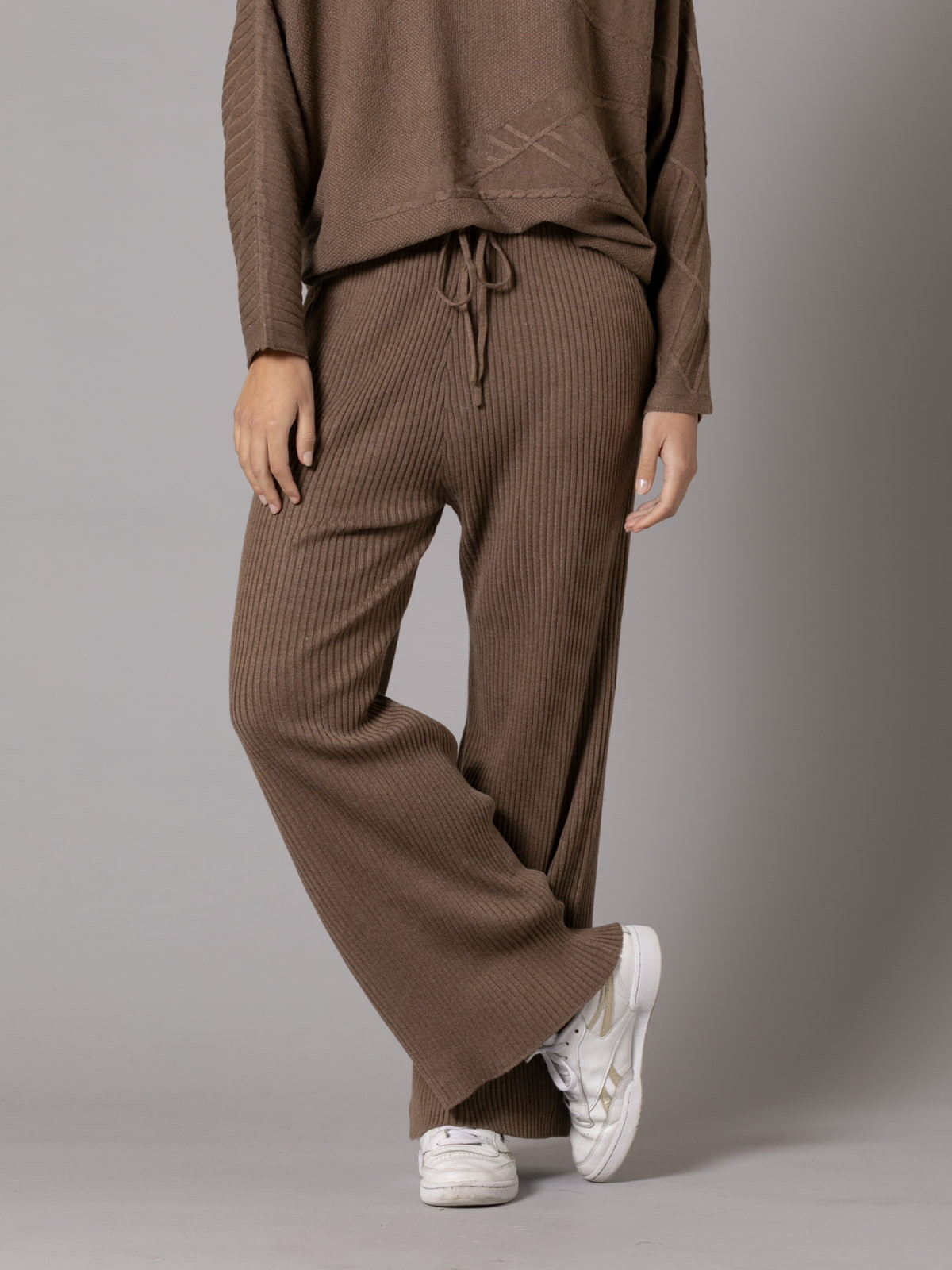 Soft ribbed knit pants  Camel colour