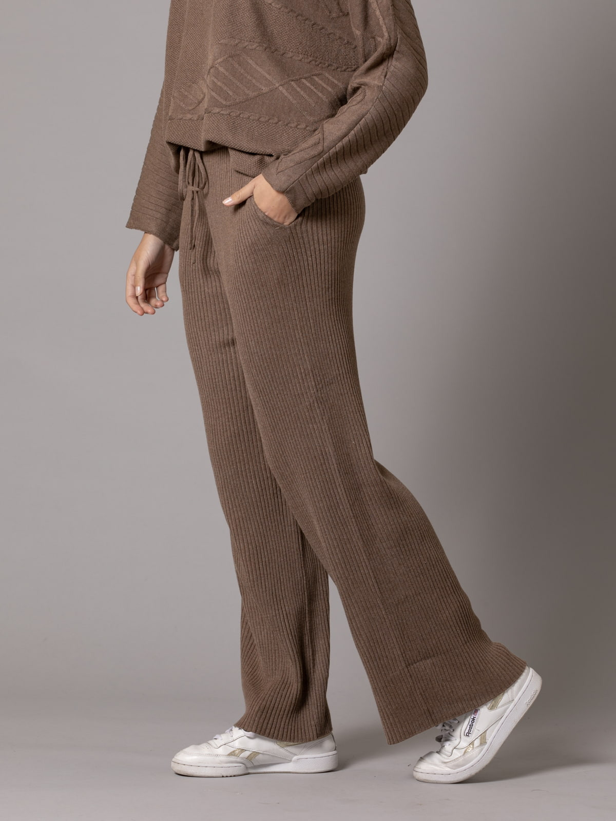 Soft ribbed knit pants  Camel colour