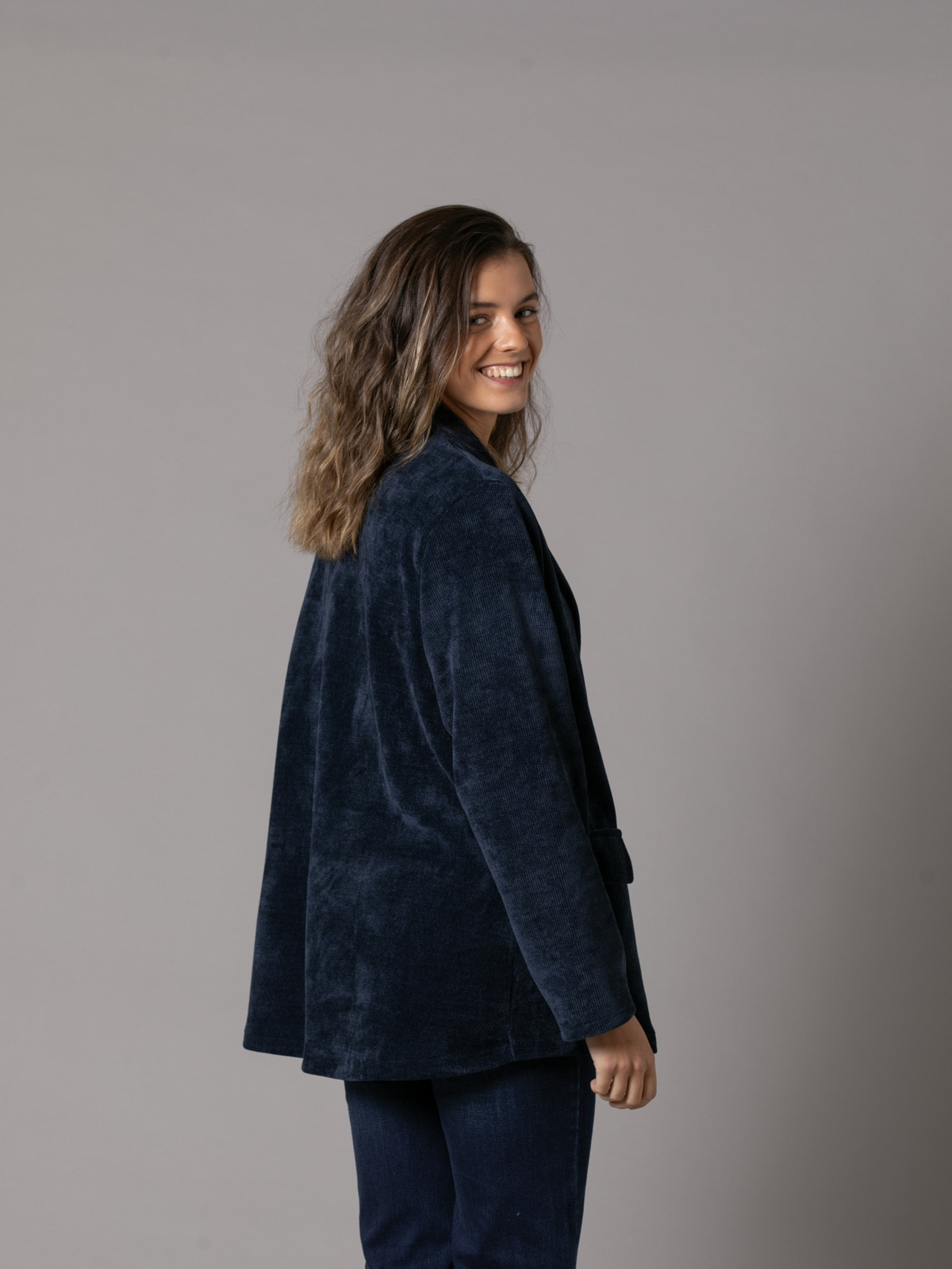 Blasier oversize comfy color Azul Marino