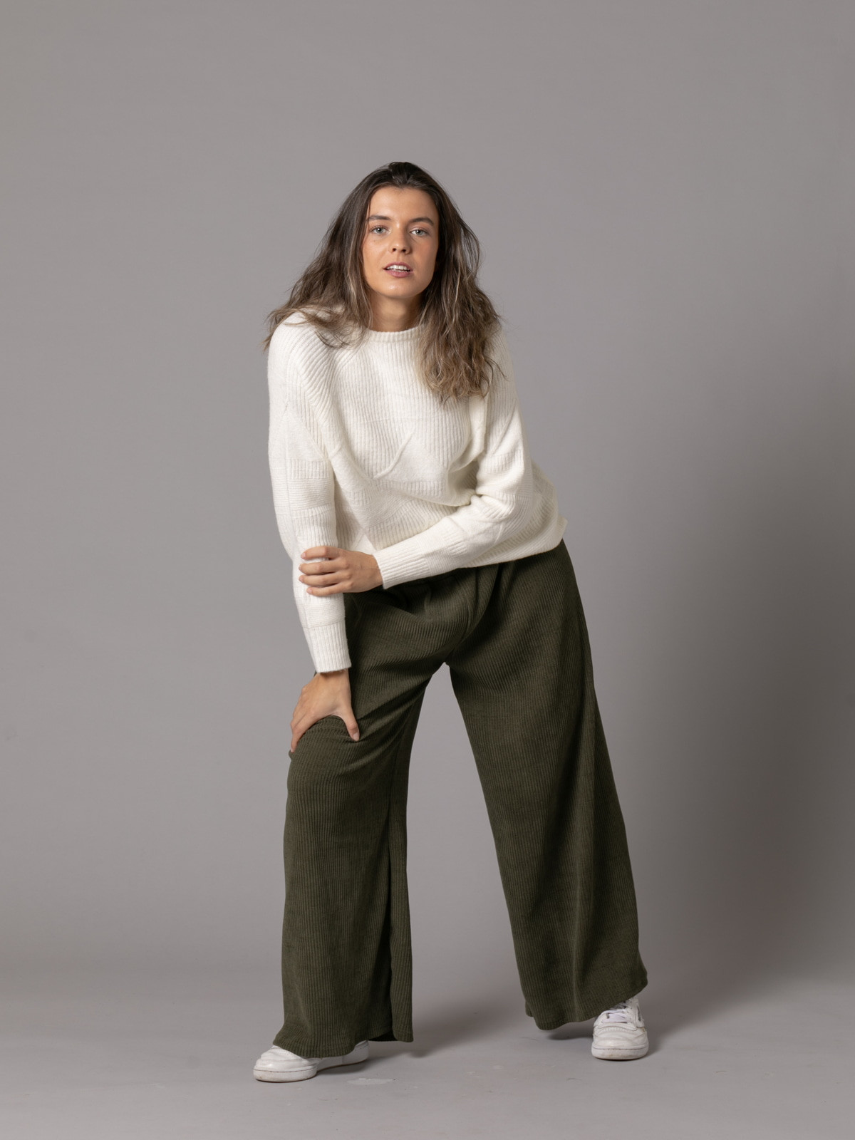 Wide leg elastic corduroy design pants  Khaki colour