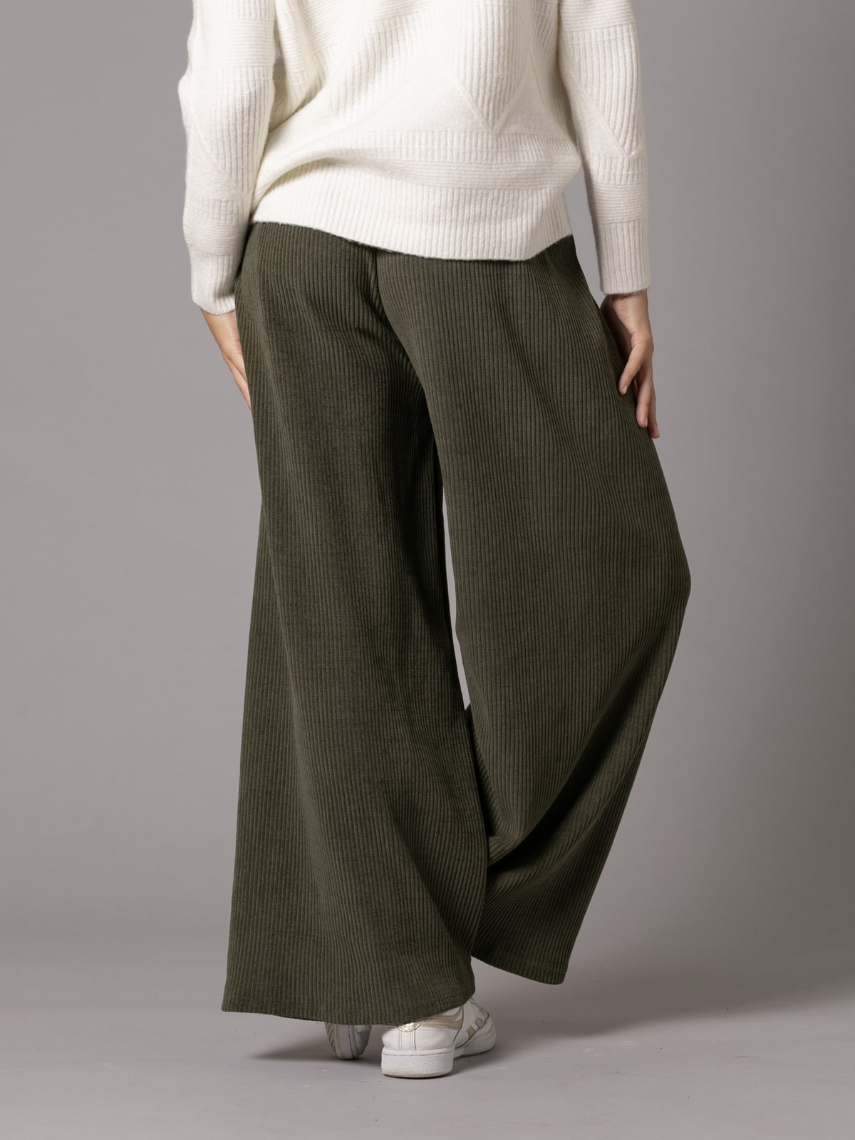 Wide leg elastic corduroy design pants  Khaki colour