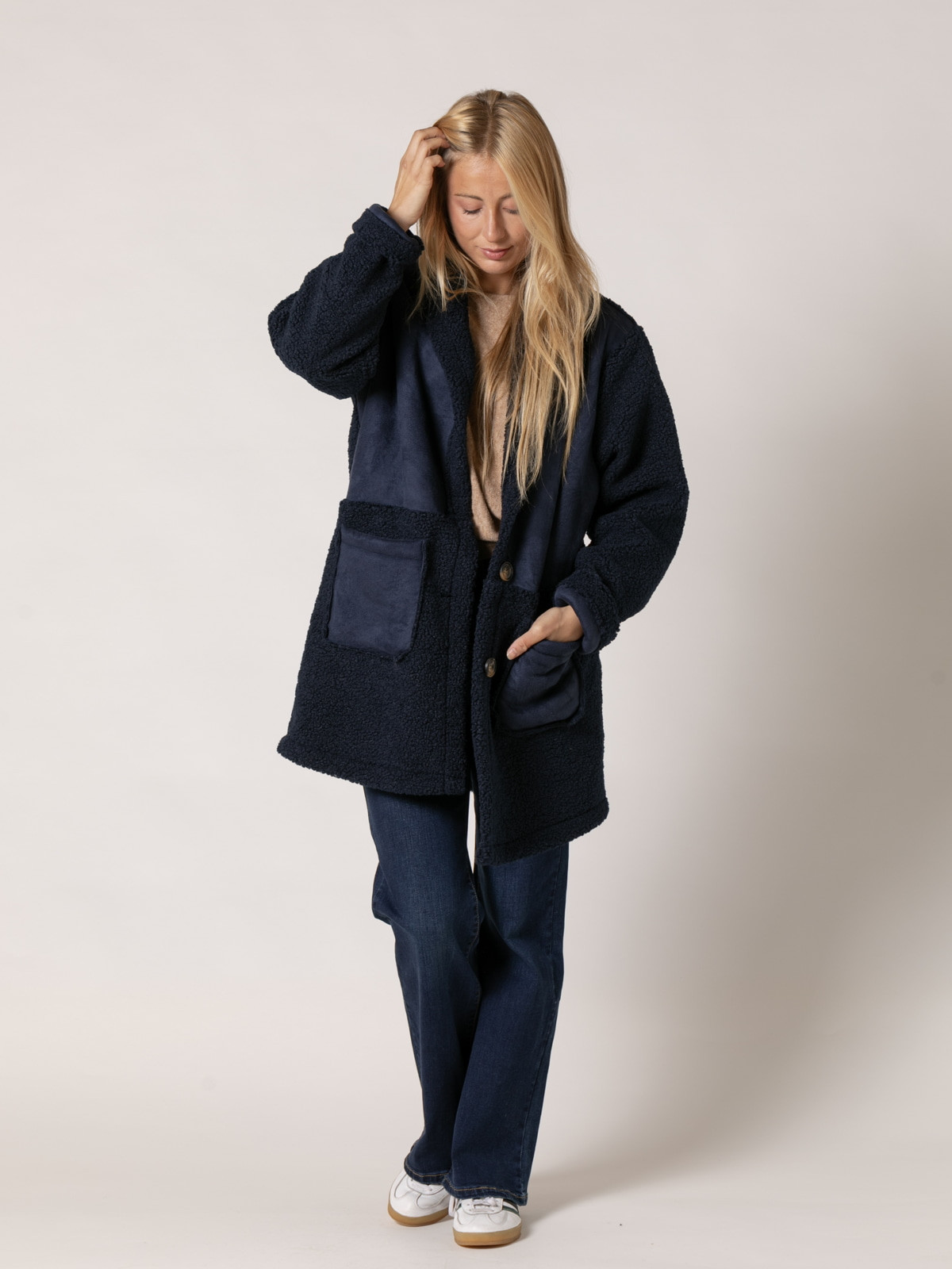 Double-sided teddy coat  Blue Navy colour