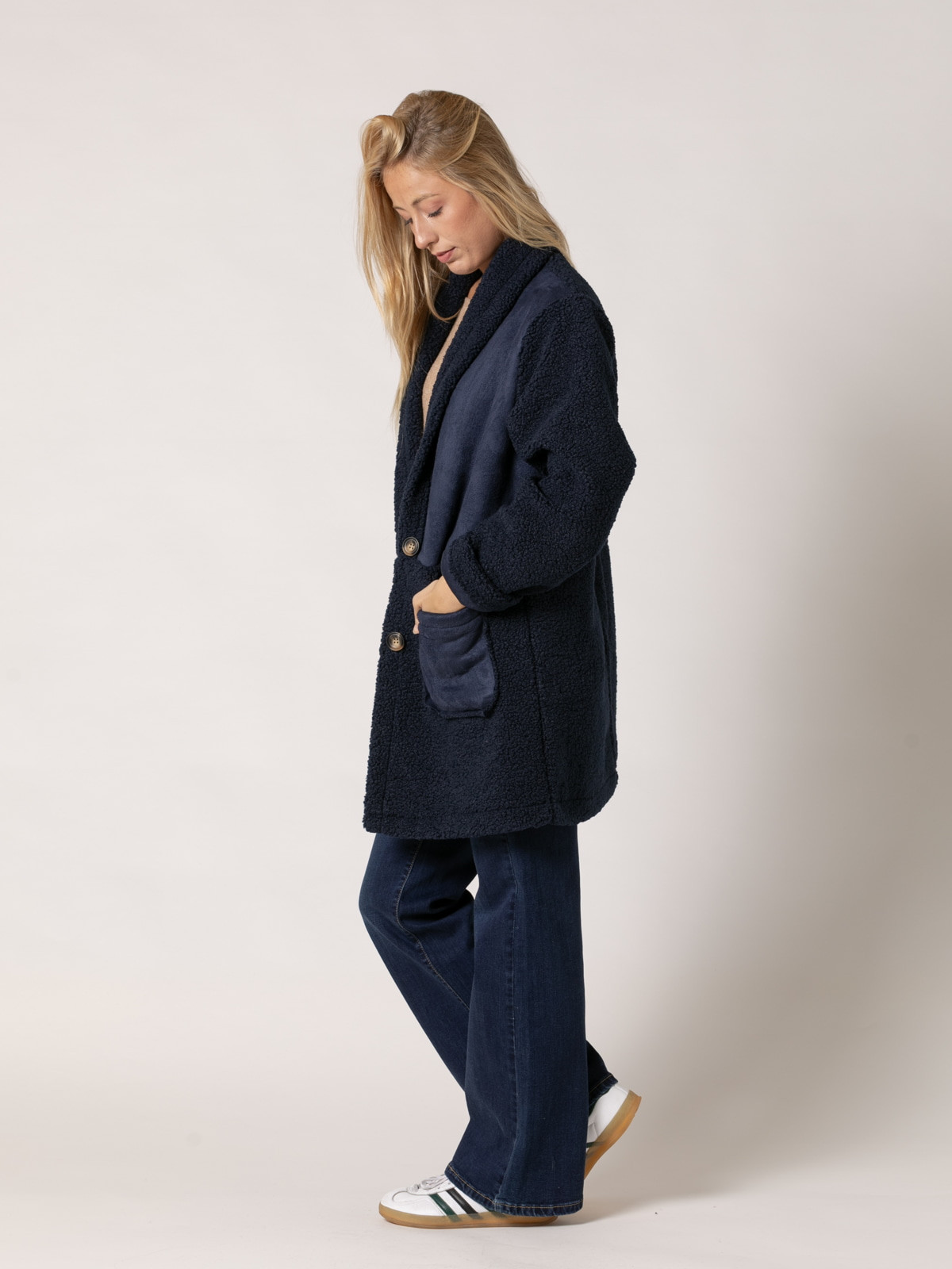 Double-sided teddy coat  Blue Navy colour