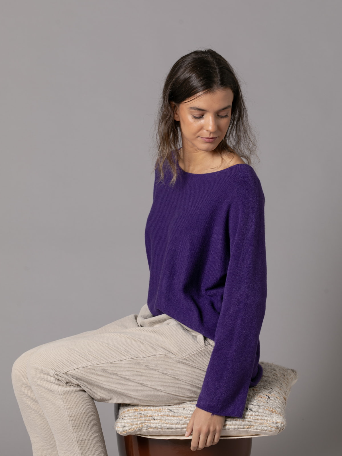 Must-have boat neck sweater  Morado colour