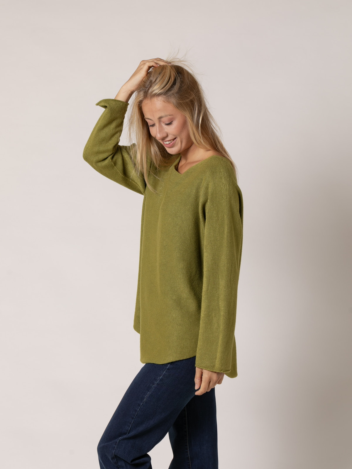 Must-have boat neck sweater  Olive colour