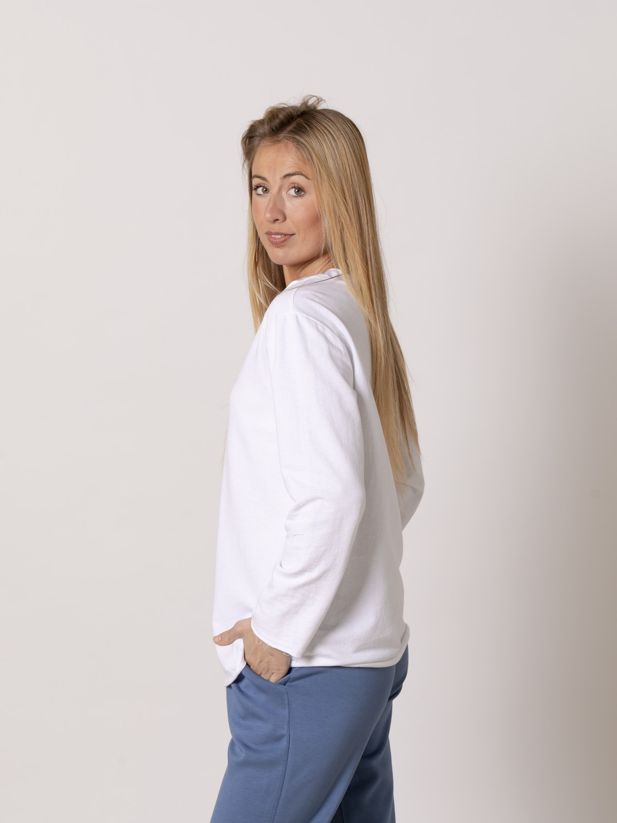 Fine fleece T-shirt with neckline detail  White colour