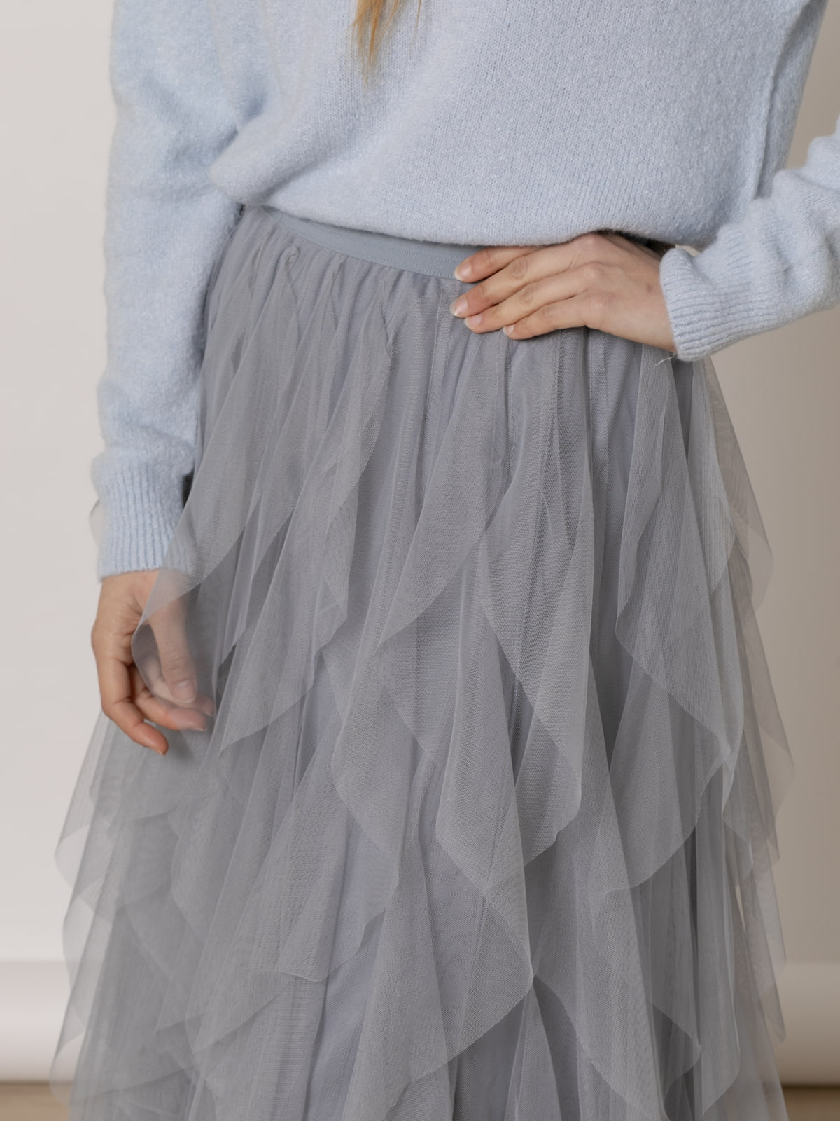 Long tulle skirt with peaks Grey colour